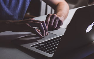 股票购买软件哪个好:配资股票-狂买49亿股！险资二季度重仓买了这些 投资者能“抄作业”吗